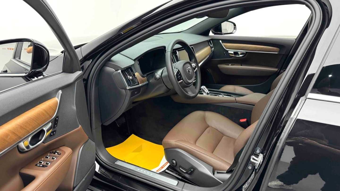 VOLVO China S90 2025 B5 Smart Luxury Edition
