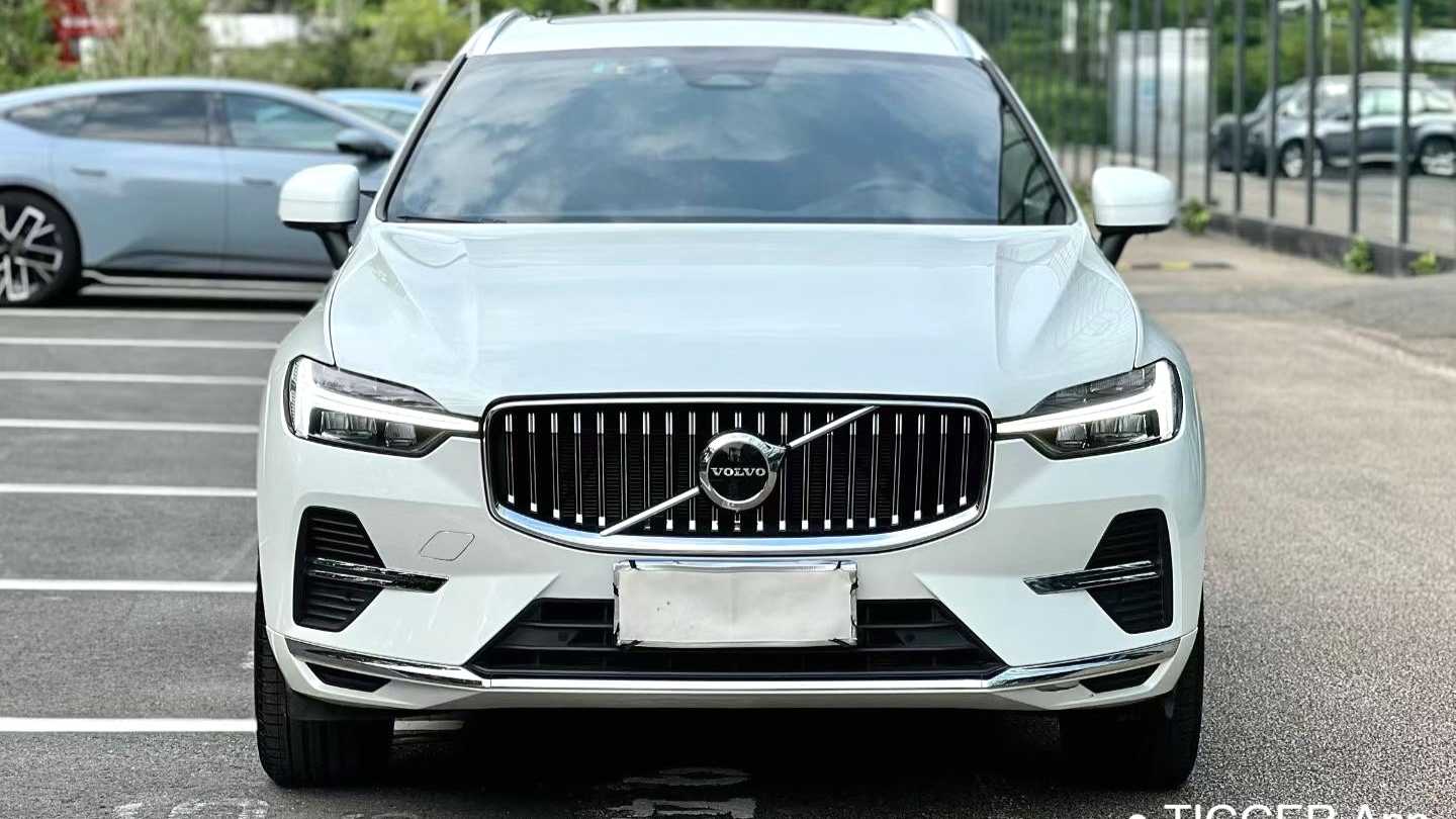 VOLVO China XC60 2023 B5 4WD Intelligent Yuan Luxury Edition