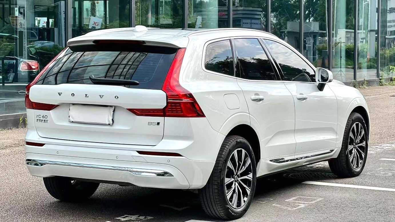 VOLVO China XC60 2023 B5 4WD Intelligent Yuan Luxury Edition