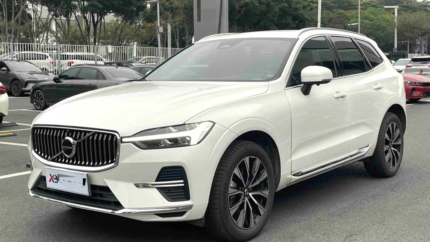 VOLVO China XC60 2024 B5 four-wheel drive intelligent far sports version