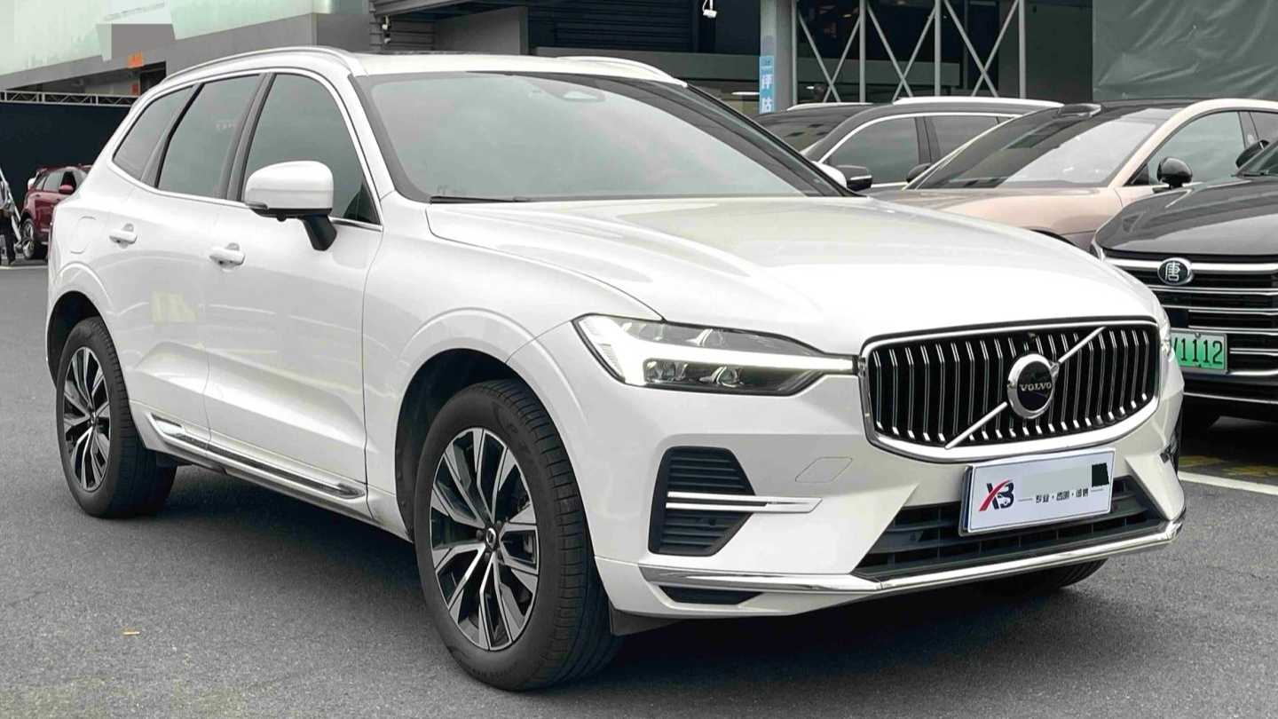 VOLVO China XC60 2024 B5 four-wheel drive intelligent far sports version