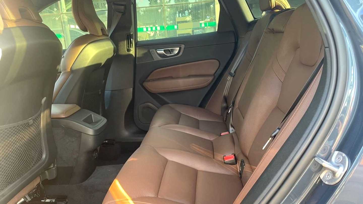 VOLVO China XC60 2023 B5 4WD Intelligent Yuan Luxury Edition