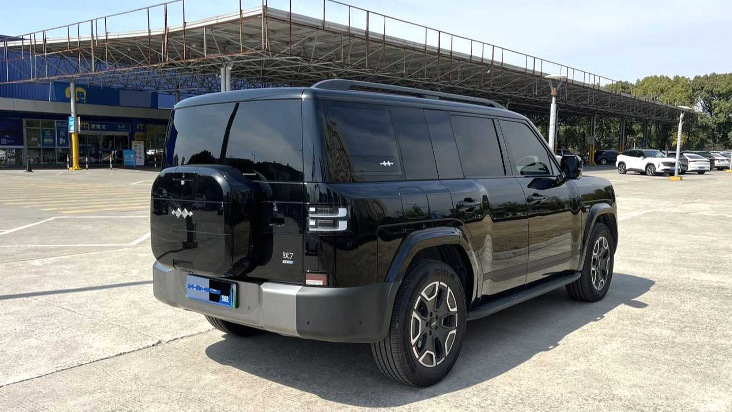 Formula Leopard‌ T7 2025 200KM two wheel drive Max version