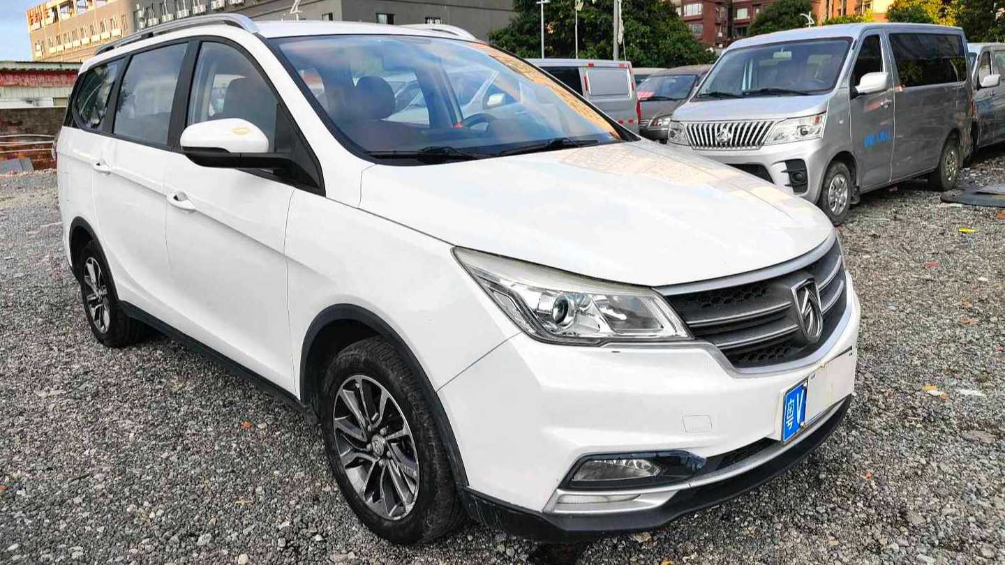 BAOJUN 730 2021 1.5T CVT Fashion 7-seater National V