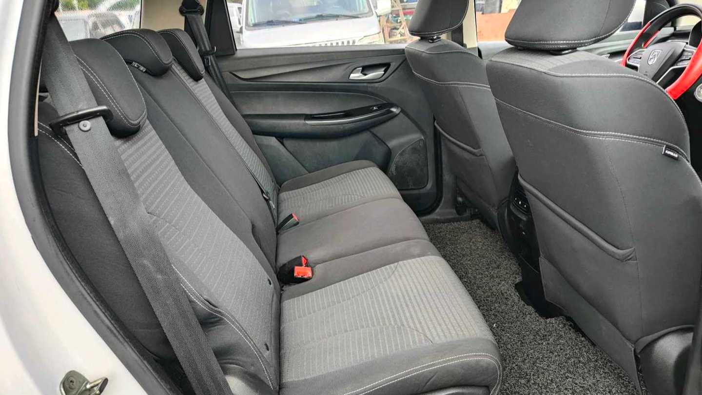 BAOJUN 730 2021 1.5T CVT Fashion 7-seater National V