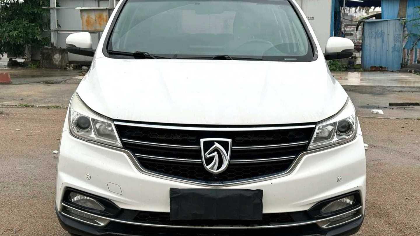 BAOJUN 730 2019 1.5T DCT flagship 7-seater national V