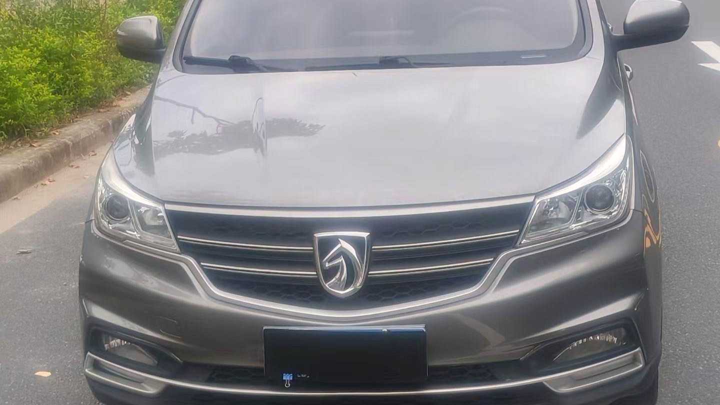 BAOJUN 730 2019 1.5T CVT Fashion 7-seater National V