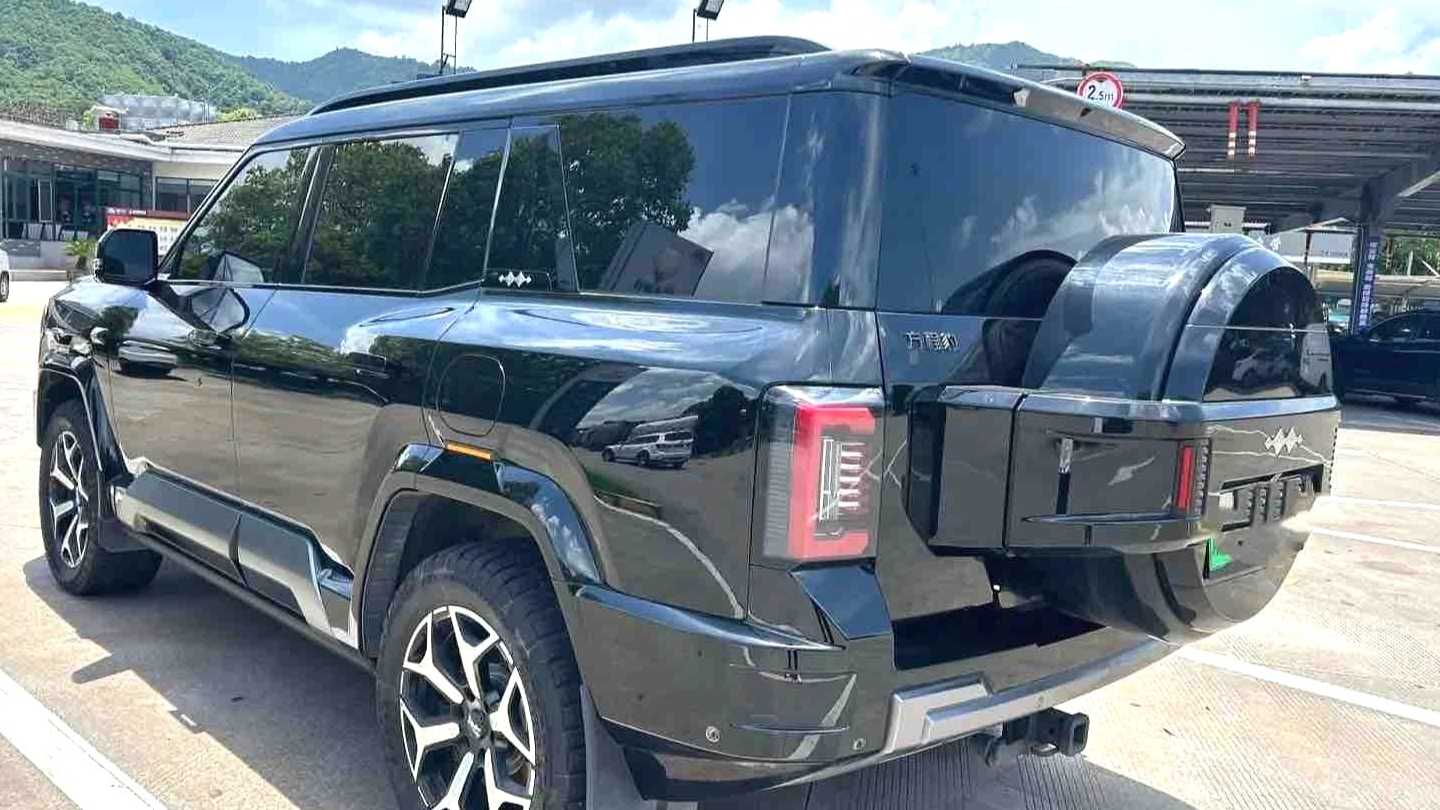 Formula Leopard‌ 8 2025 Zhiyong Flagship Edition 7-seater