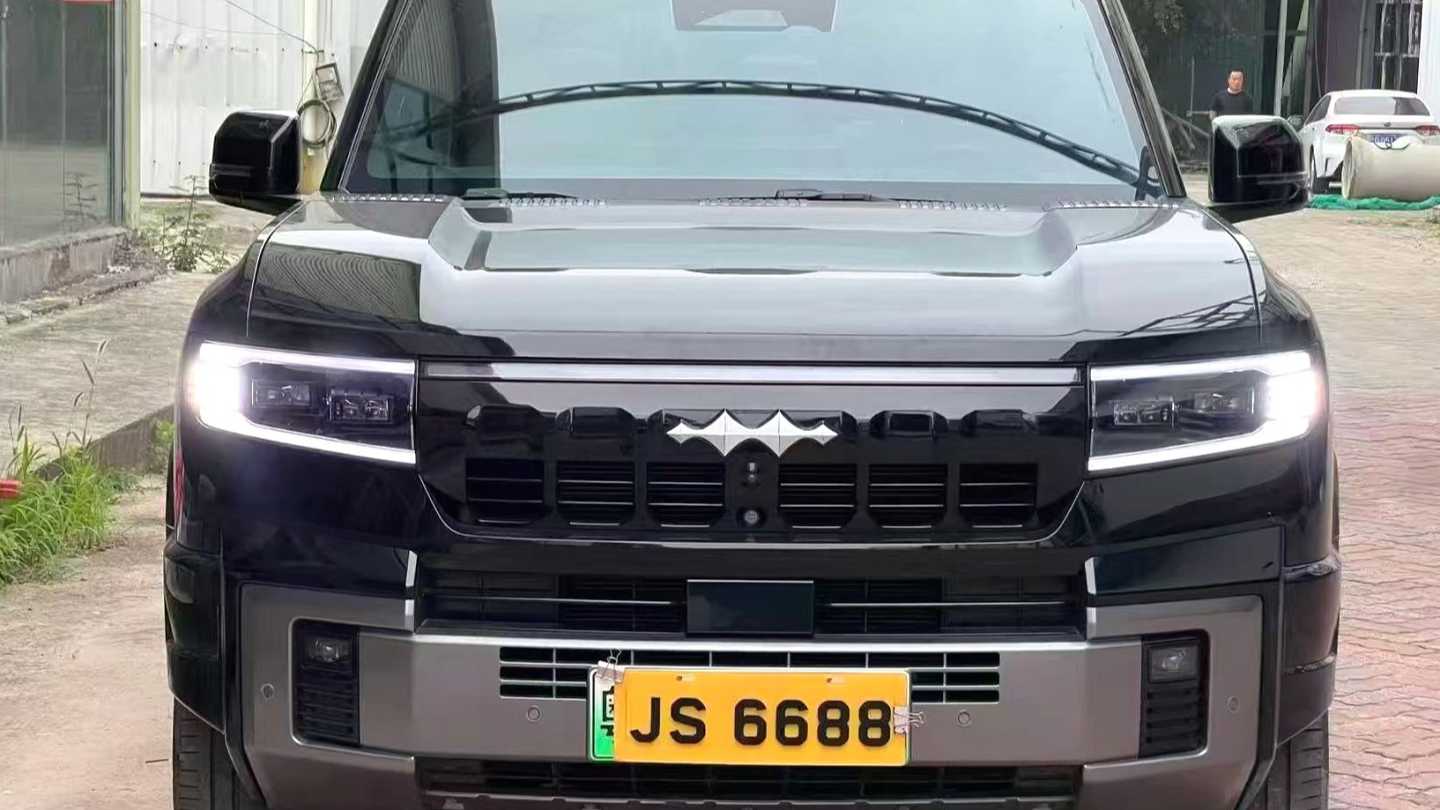 Formula Leopard‌ 8 2025 Zhiyong Flagship Edition 7-seater