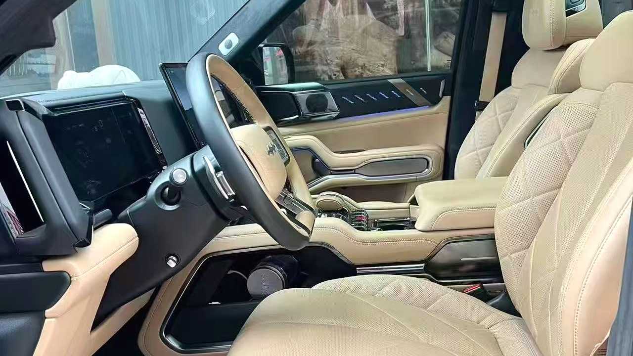 Formula Leopard‌ 8 2025 Zhiyong Flagship Edition 7-seater