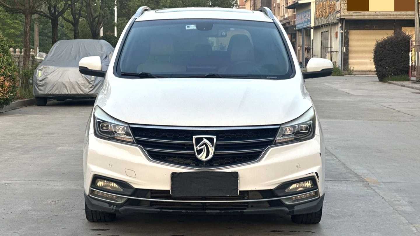 BAOJUN 730 2017 1.5T CVT flagship 7-seater national V