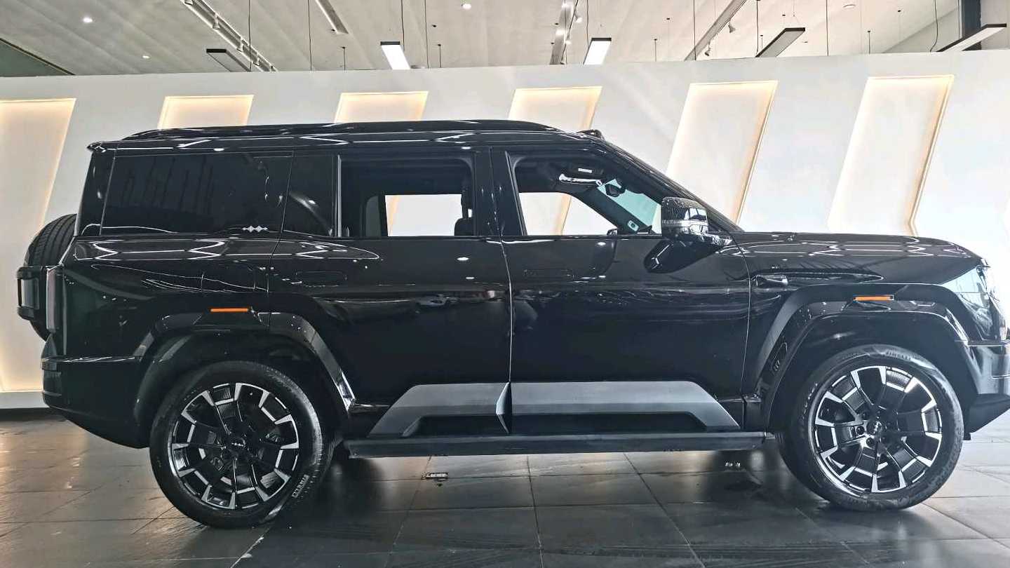 Formula Leopard‌ 8 2025 Zhiyong Flagship Edition 6-seater