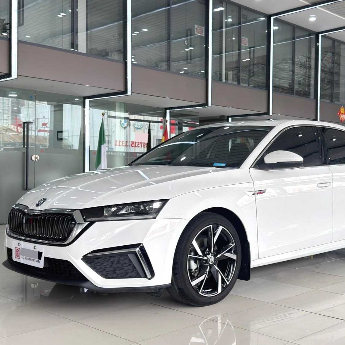 ŠKODA OCTAVIA 2022 PRO TSI280 Luxury Edition Подержанный автомобиль