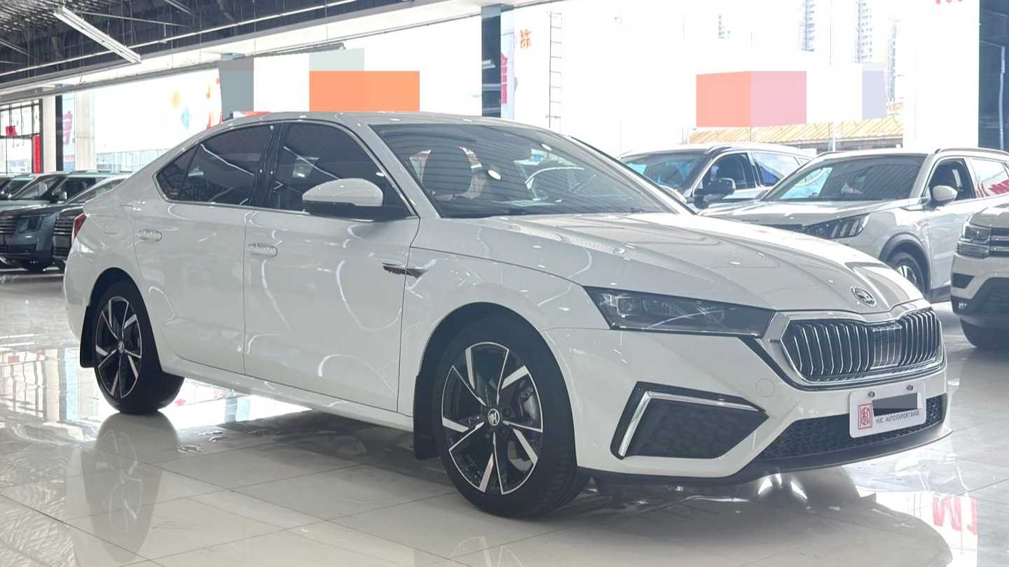 ŠKODA OCTAVIA 2022 PRO TSI280 Luxury Edition