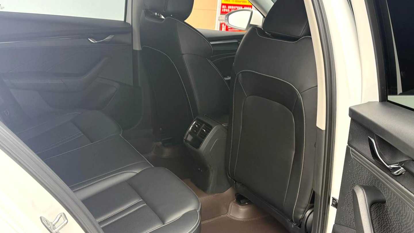 ŠKODA OCTAVIA 2023 PRO TSI280 Premium Edition