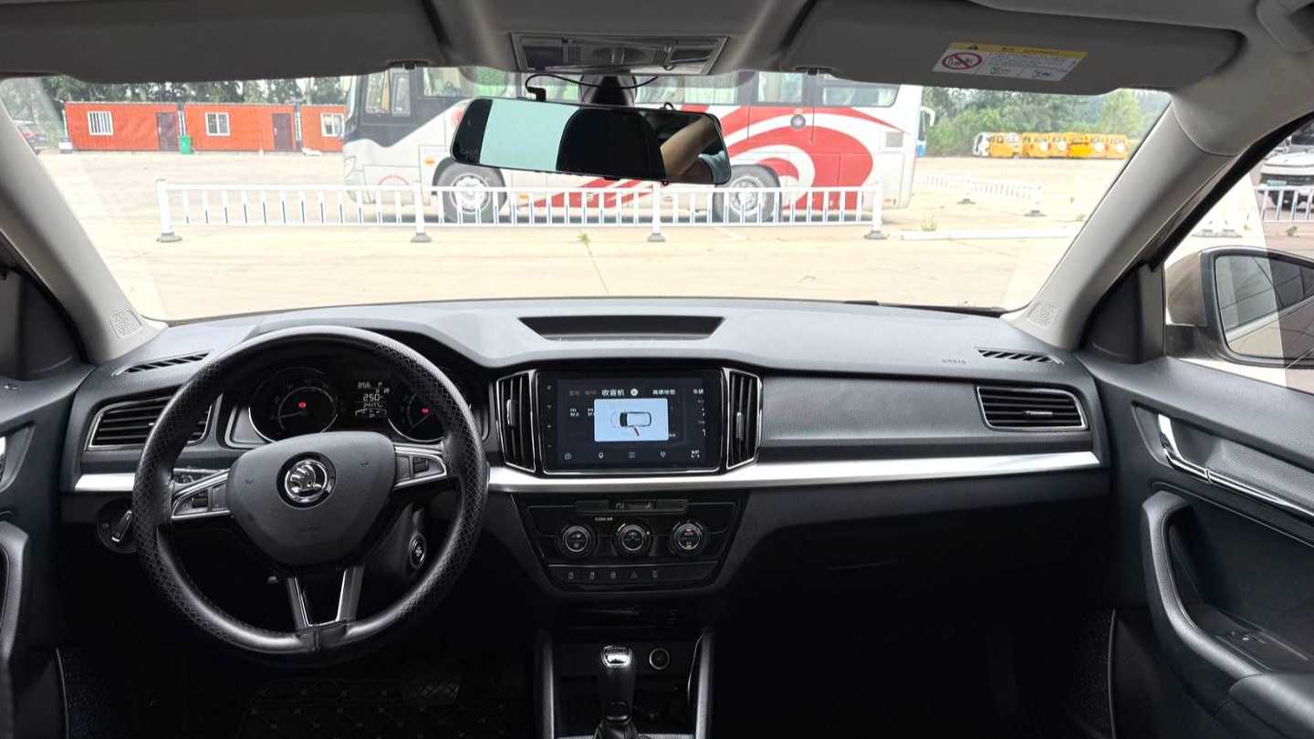 ŠKODA KAMIQ 2023 Upgraded 1.5L Automatic Comfort Edition