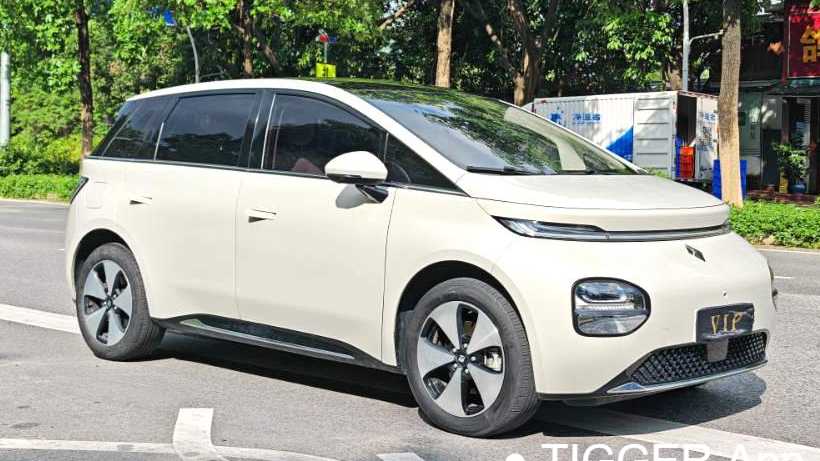 BAOJUN CloudEV‌ 2023 460 Max