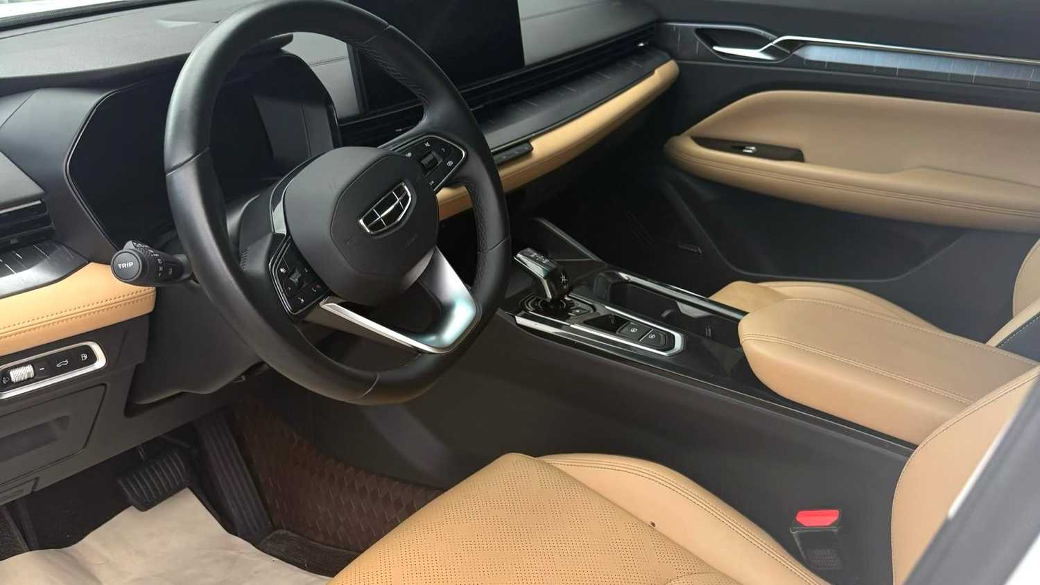Geely EMGRAND L HiP 2024 Longteng 1.5TD-DHT Pro 100KM Excellence Edition