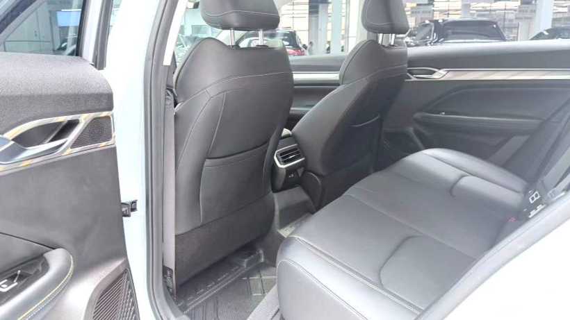 Geely EMGRAND L HiP 2024 Longteng 1.5TD-DHT Pro 100KM Excellence Edition