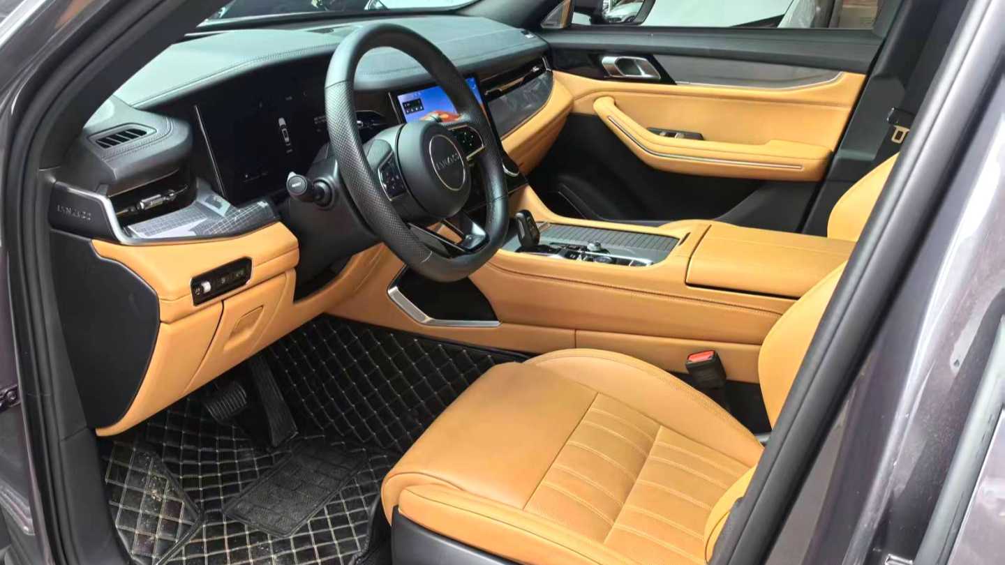LYNK&CO 09 EM-P 2023 2.0TD EM-P Long Range Edition AM Six seater