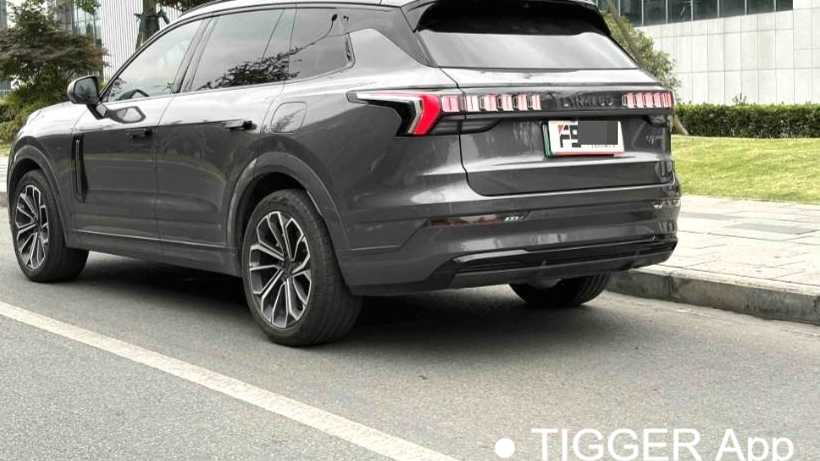 LYNK&CO 09 EM-P 2024 2.0TD EM-P four-wheel drive HALO six seater