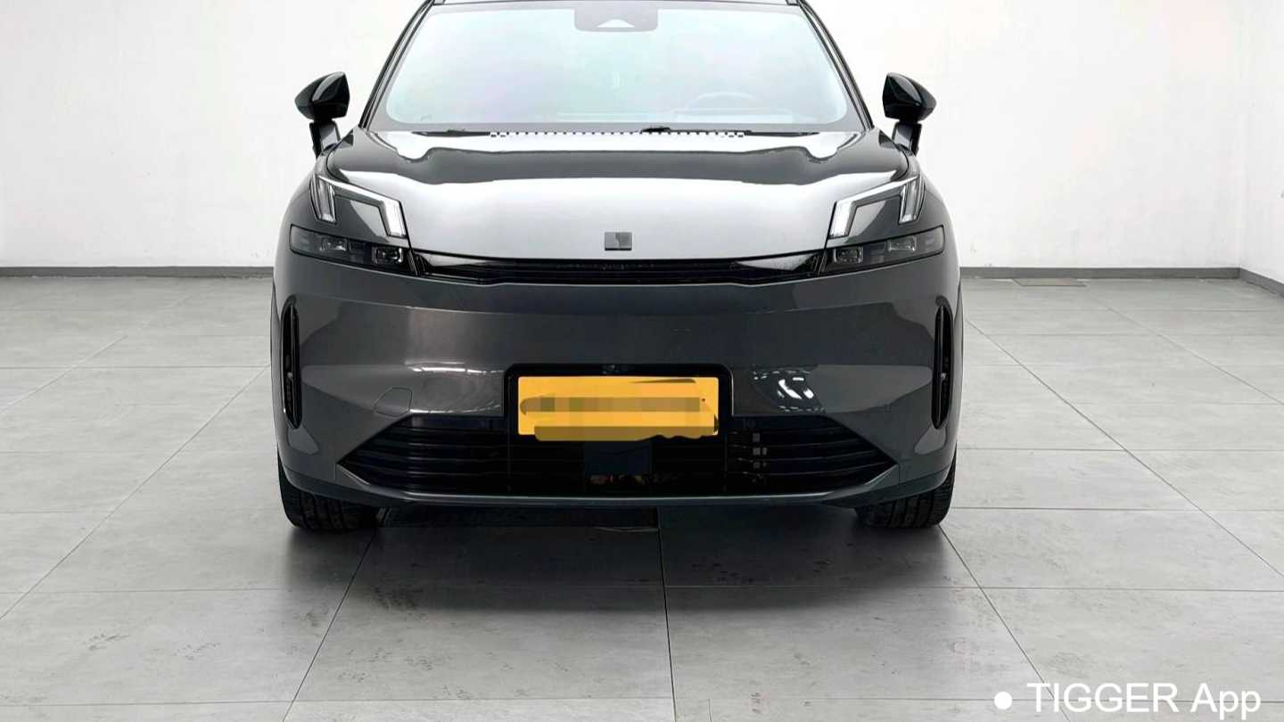 LYNK&CO 08 EM-P 2023 120km long endurance Halo