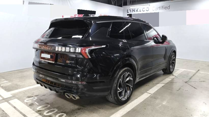 LYNK&CO 09 2021 2.0T Halo six seater
