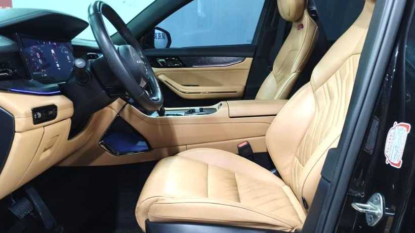 LYNK&CO 09 2021 2.0T Halo six seater