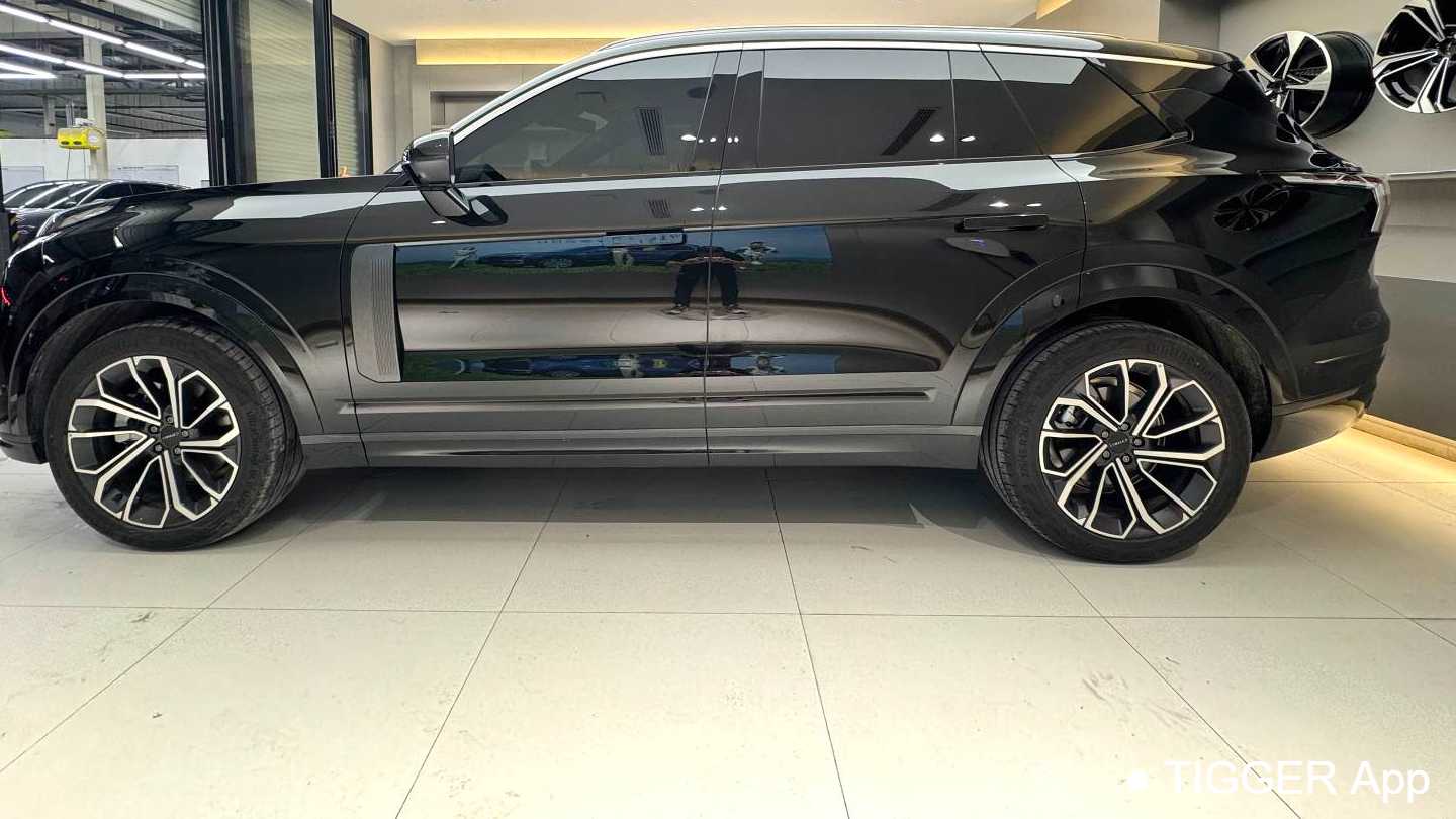 LYNK&CO 09 2024 2.0T four-wheel drive sport version with five seats
