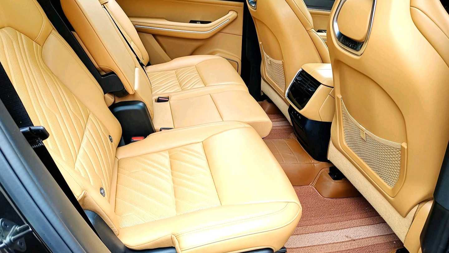 LYNK&CO 09 2024 2.0T four-wheel drive global version seven seater
