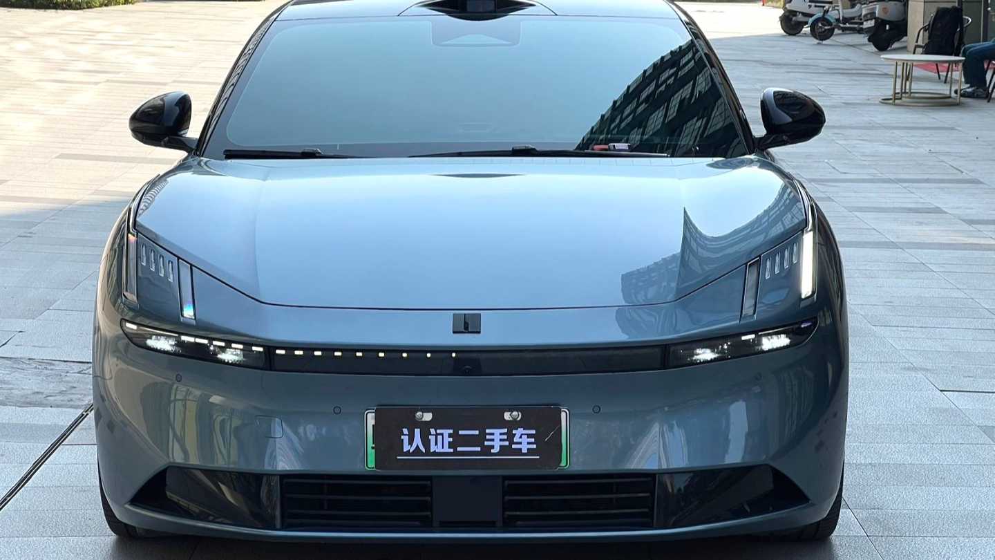 LYNK&CO Z10 2024 95kWh 702km four-wheel drive intelligent driving Ultra