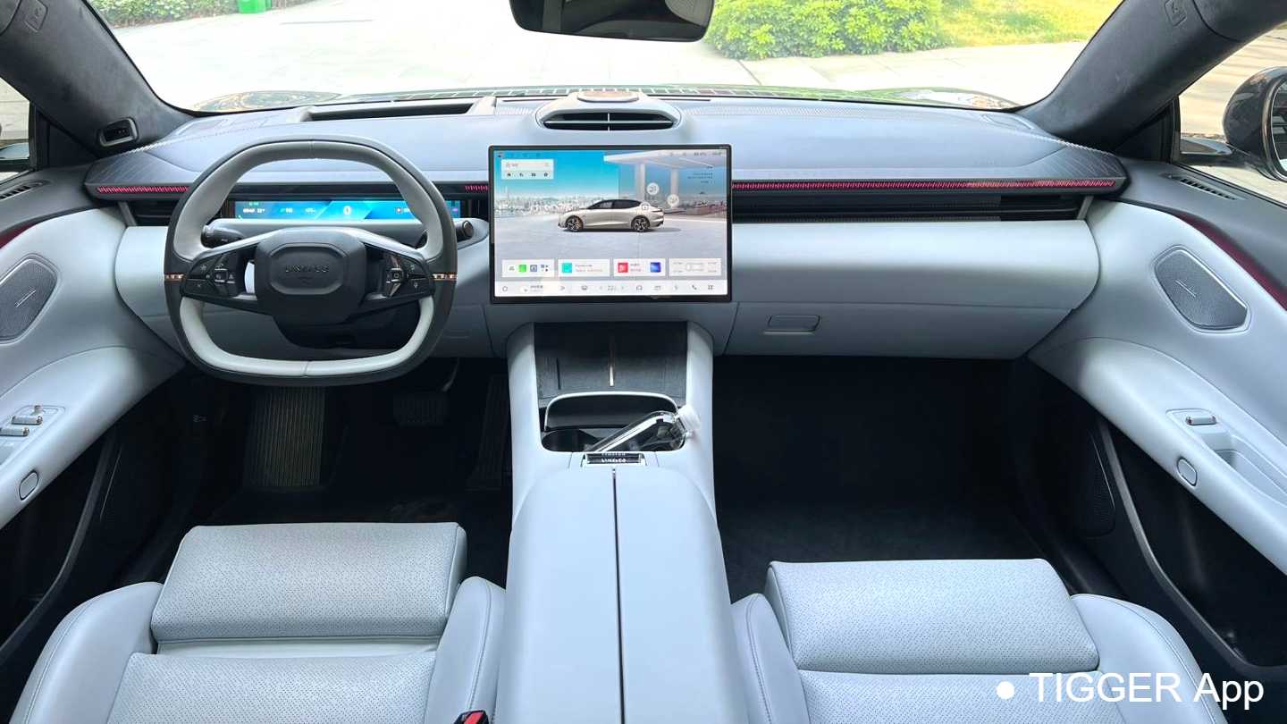 LYNK&CO Z10 2024 95kWh 702km four-wheel drive intelligent driving Ultra