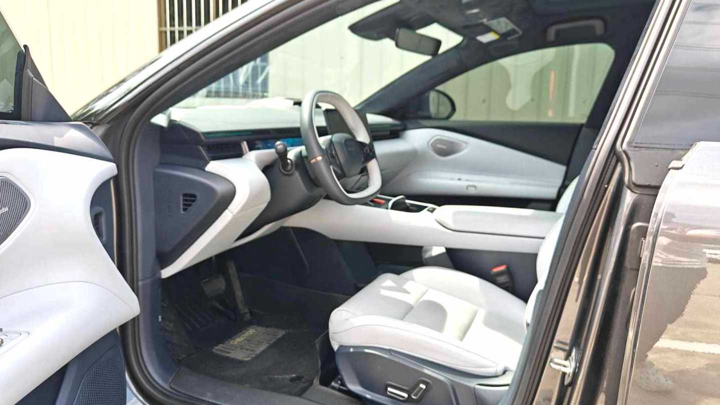 LYNK&CO Z10 2024 95kWh 766km rear wheel drive Max