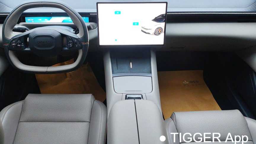 LYNK&CO Z10 2025 95kWh 766km rear wheel drive Max