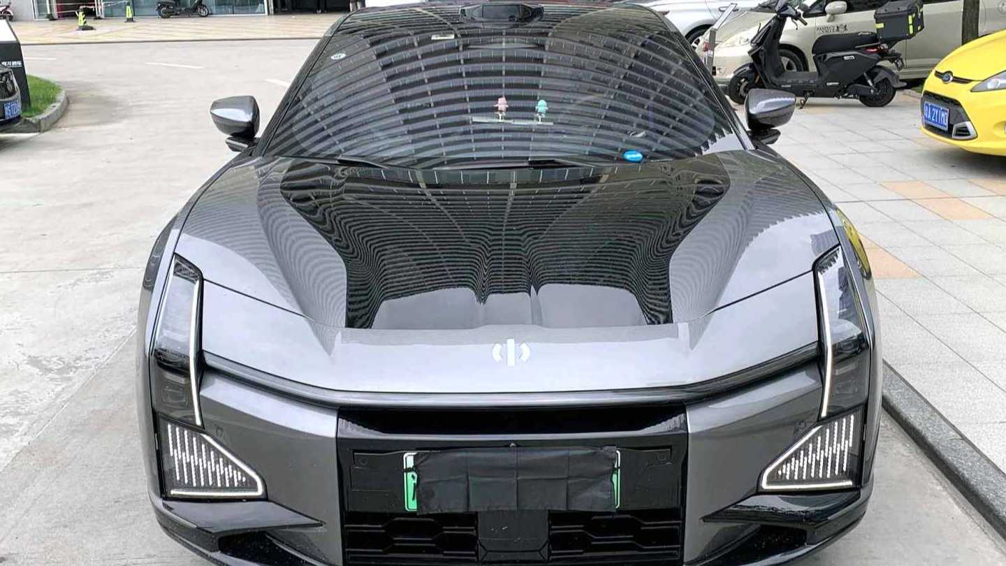 HiPhi Z 2023 Four seater version