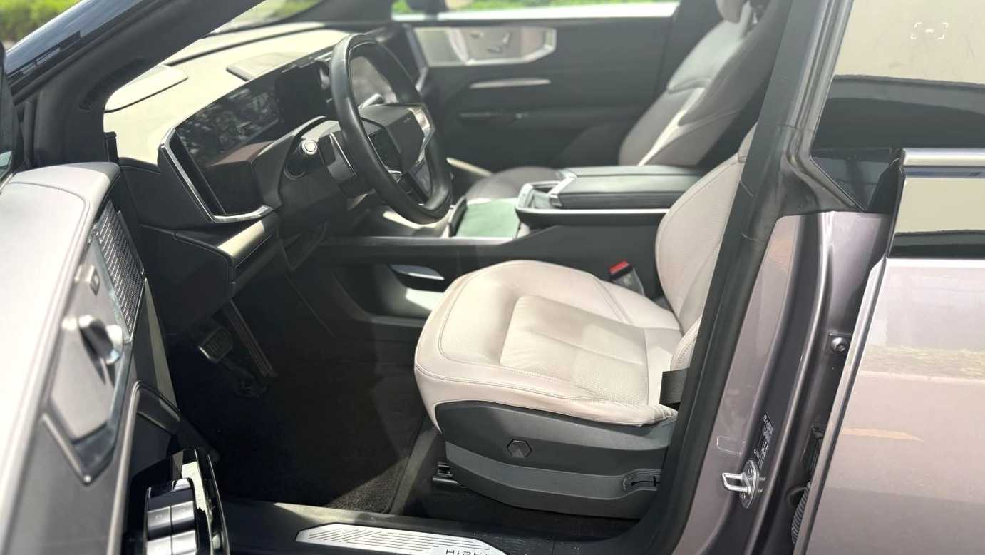 HiPhi Y 2023 560km Pioneer Edition