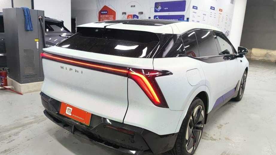 HiPhi Y 2023 560km Elite Edition