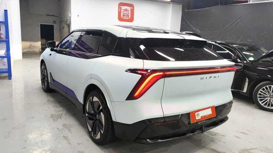 HiPhi Y 2023 560km Elite Edition