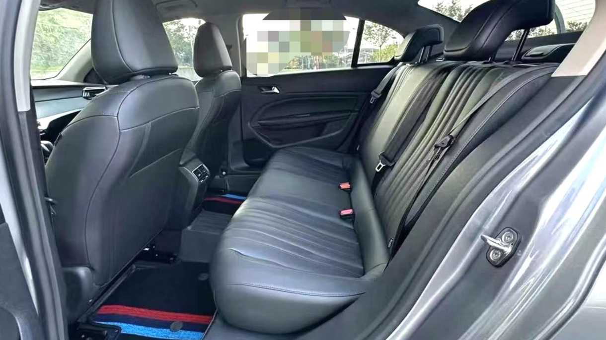 PEUGEOT 408 2024 360THP 龘龘 Pull up version