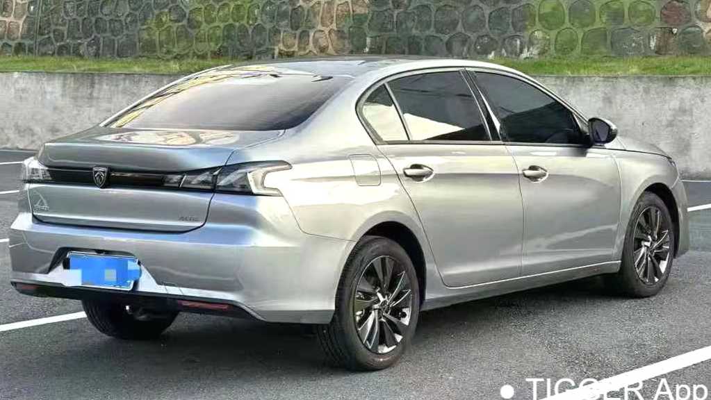 PEUGEOT 408 2024 360THP 龘龘 Pull up version