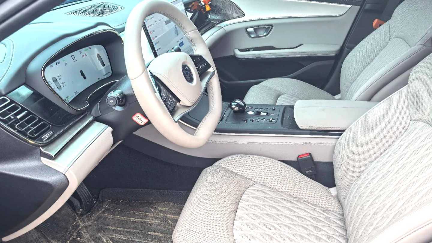 BYD HAN 2025 EV Intelligent Driving Edition 605KM Prestige Edition