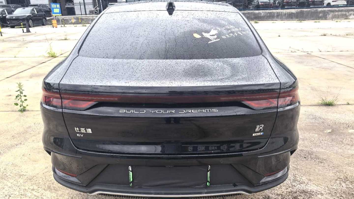 BYD HAN 2025 EV Intelligent Driving Edition 605KM Prestige Edition