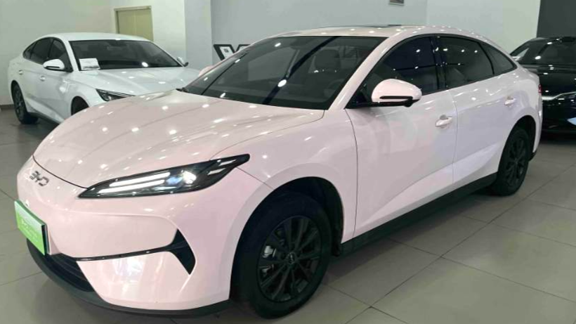BYD e7 2025 520 Intelligent Travel Edition