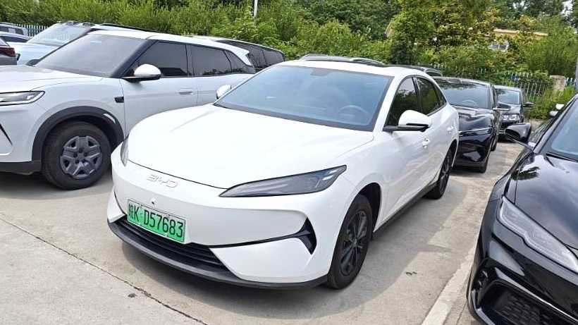 BYD e7 2025 520 Intelligent Travel Edition