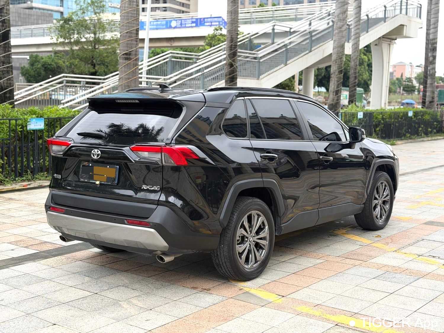 Used Toyota RAV4 2023 2.0L CVT 2WD Fashion PLUS Edition