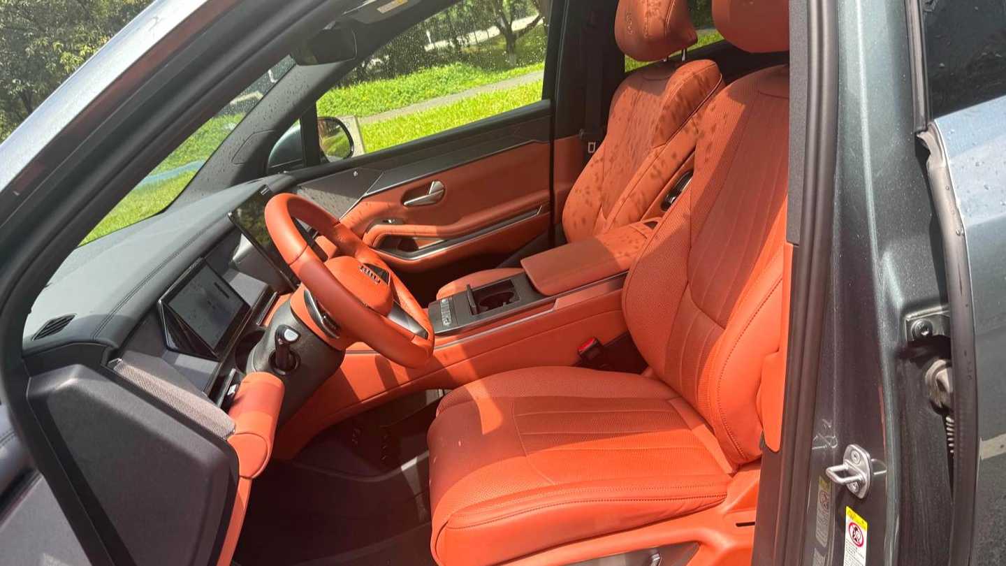 BYD TANG L 2025 DM 175KM Drone Player Edition