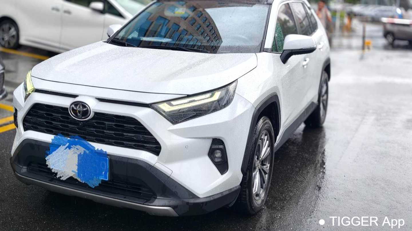 Toyota RAV4 2023 2.0L CVT 2WD Fashion Edition