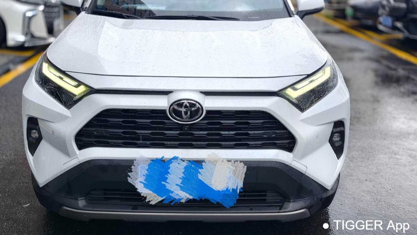 Toyota RAV4 2023 2.0L CVT 2WD Fashion Edition