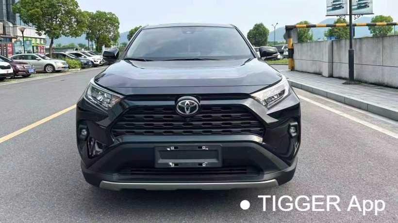 Toyota RAV4 2023 2.0L CVT 2WD Fashion Edition