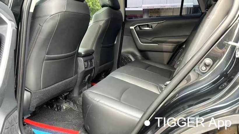 Toyota RAV4 2023 2.0L CVT 2WD Fashion Edition